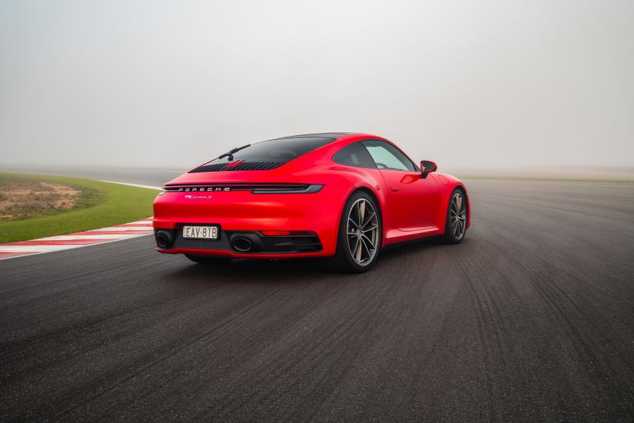  Porsche 911 Carrera S (992) 2019 года  (AU) (фото 40 из 40)